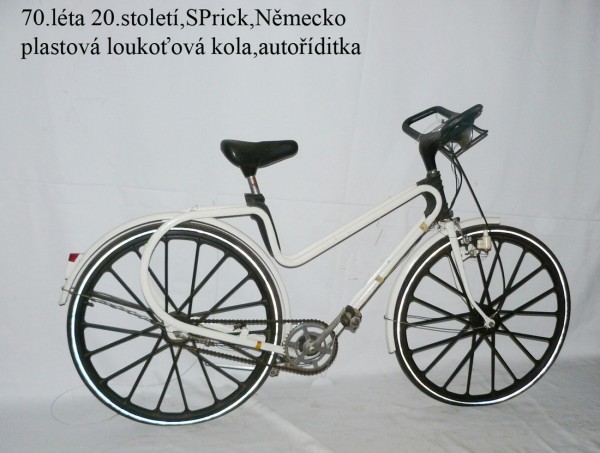 Půjčovna historických kol