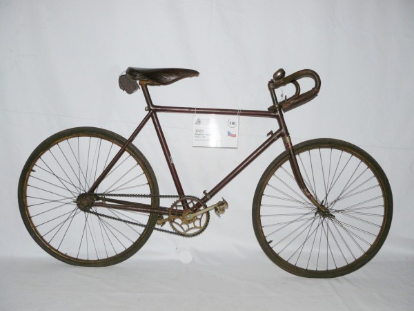 Historical bicycle rental service