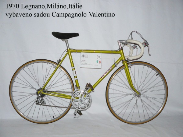 Historical bicycle rental service