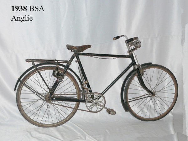 Historical bicycle rental service