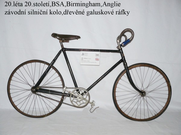 Historical bicycle rental service