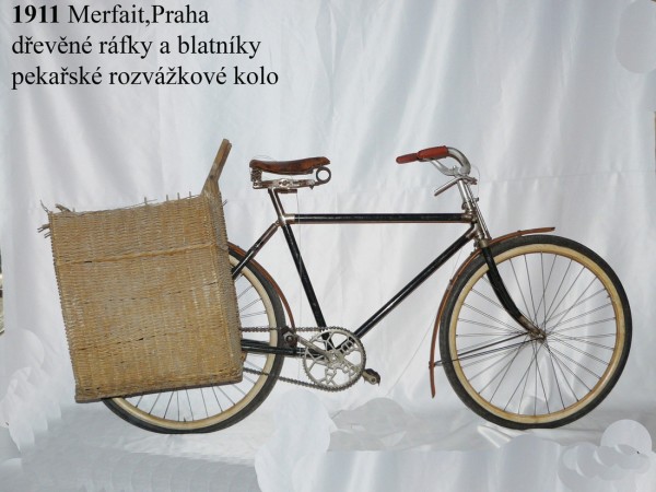 Půjčovna historických kol