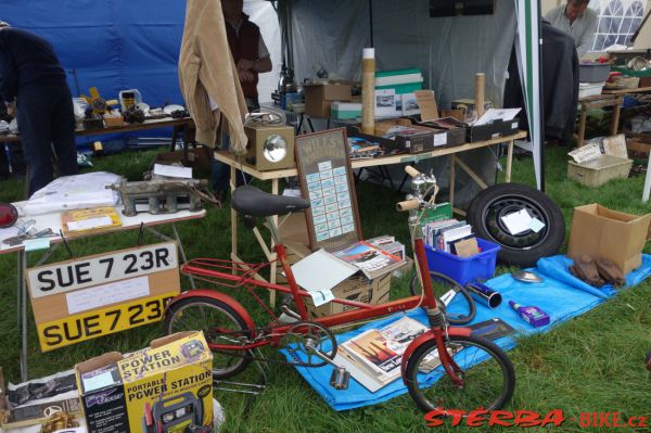 International Autojumble Beaulieu 2014