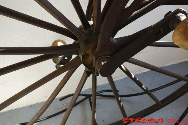 08/A. Moto velo musée, Domazan – France