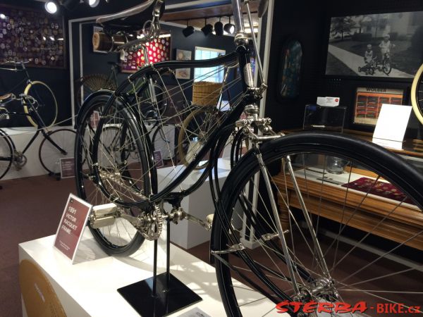 35/A. The Bicycle Museum of America - USA