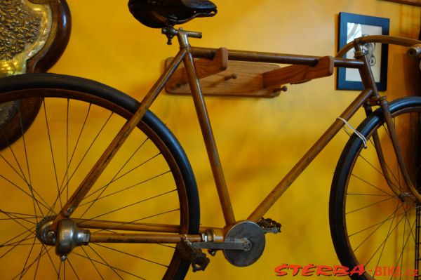 130/B - Old Spokes Home