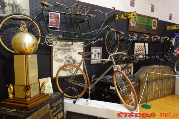 35/A. The Bicycle Museum of America - USA