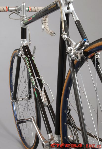 Colnago Carbitubo, Campagnolo, Italy - c.1991/93