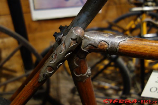 130/B - Old Spokes Home