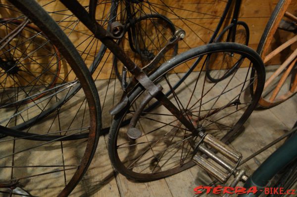 130/B - Old Spokes Home