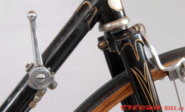 Schlesinger, race machine, Truhlářská ul., Praha, The Czech Republic - c.1945
