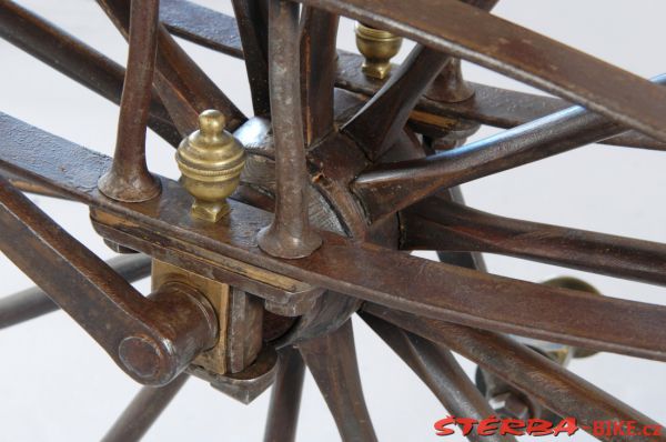 Suspension velocipéde Morére of Pamiers, Pyrenees, France – 1869