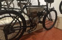 08/E. Moto velo musée, Domazan – Francie