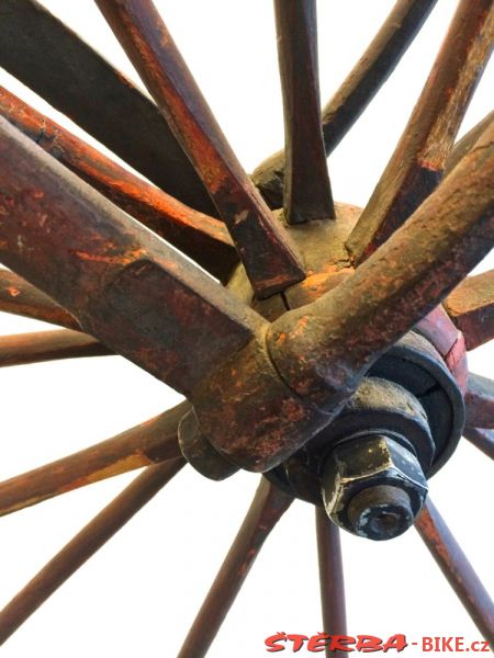 167/A - velocipede in Marin Museum