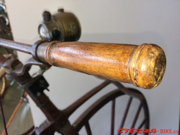 167/A - velocipede in Marin Museum