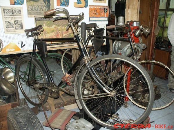 173 Museum of technik in Loukov