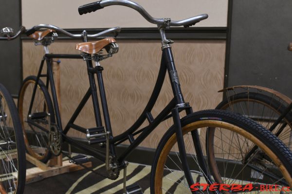 Exhibition "150 years of bicycling in America"