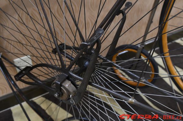 189 - exhibition "150 years of bicycling in America"