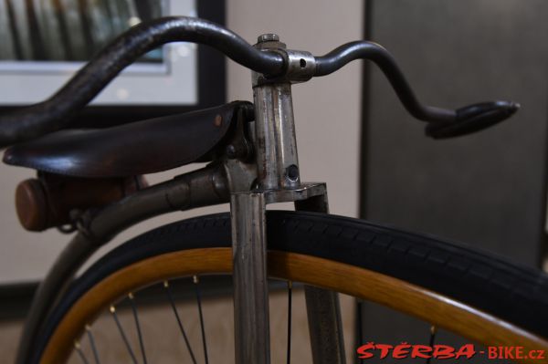 189 - exhibition "150 years of bicycling in America"