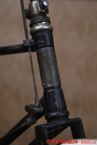 189 - exhibition "150 years of bicycling in America"