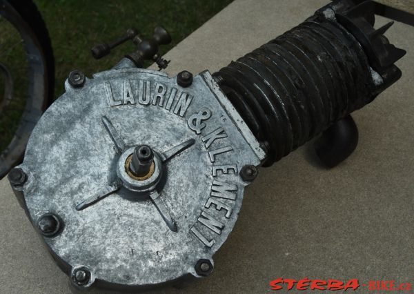 190/B - III. Pohár motorových dvoukolek 2016