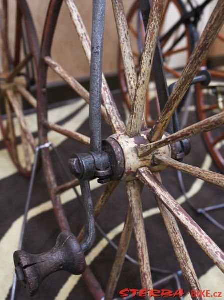 189 - exhibition "150 years of bicycling in America"