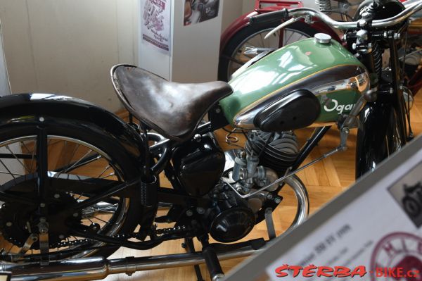 190/A - Hrad Kámen muzeum motocyklů