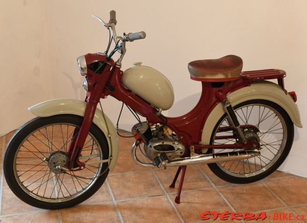 190/A - Kámen motorcycle museum