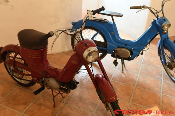 190/A - Kámen motorcycle museum