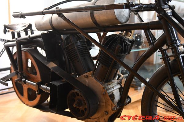 190/A - Kámen motorcycle museum