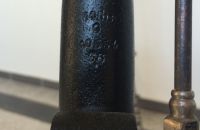 192/B - Singer Courier