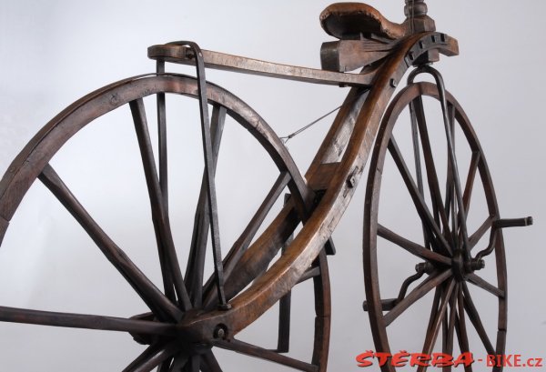 Wooden boneshaker, Manufacturer unknown, probably France