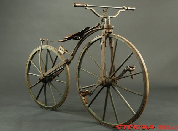 Boneshaker for 12 – 14 year old children, probably Germany – around 1870