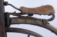 Dřevěné vysoké kolo, vyrobeno pravděpodobně v Bostnu, USA – po roce 1873