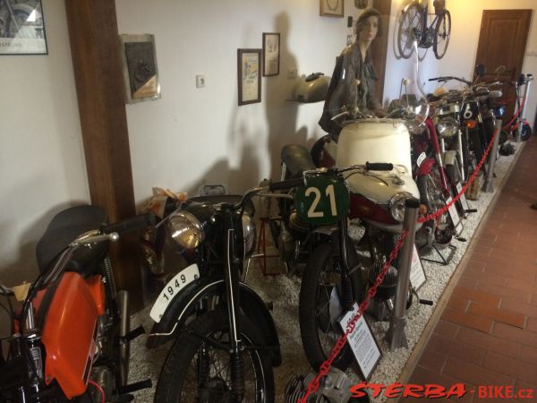 193 - Jihočeské motocyklové muzeum