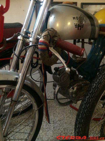 193 - Jihočeské motocyklové muzeum