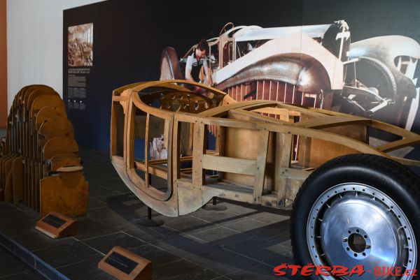 199/A - CITÉ DE L'AUTOMOBILE NATIONAL MUSEUM