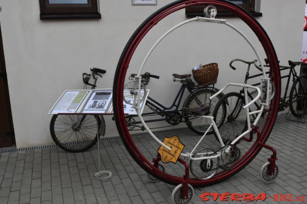 Den historických kol 2017 - burza a výstava