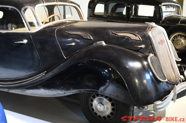 205/B - Autoworld Brussels