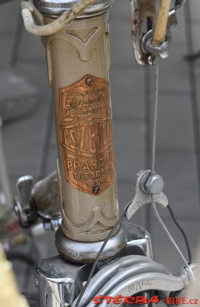 Antique Bicycles Day 2017 - Jumble sale