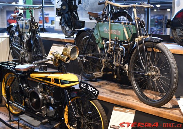 13/B National Motor Museum, Beaulieu – Anglie