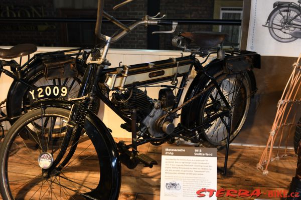 13/B National Motor Museum, Beaulieu – Anglie