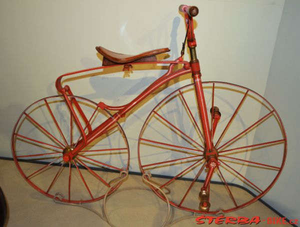 213 - "2 X 200" – Bicycle Exhibition Jerusalem