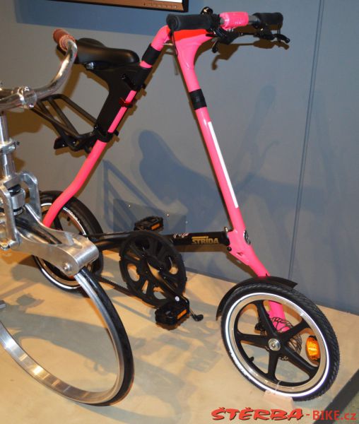 213 - "2 X 200" – Bicycle Exhibition Jerusalem