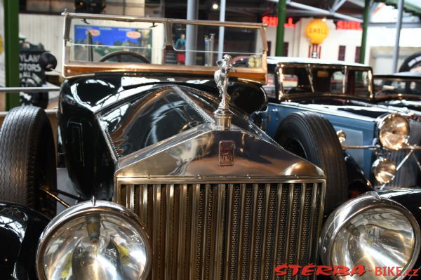 13/A  National Motor Museum, Beaulieu – England