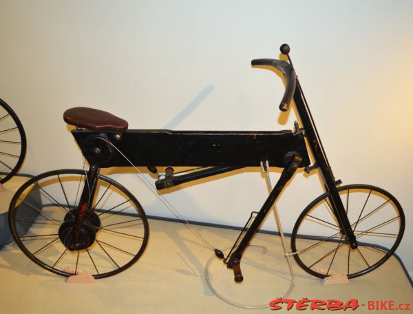 213 - "2 X 200" – Bicycle Exhibition Jerusalem