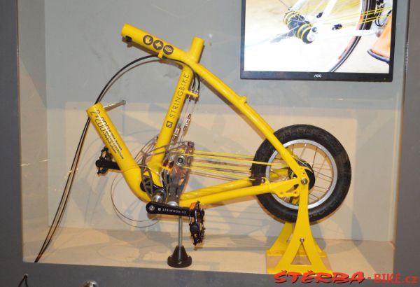 213 - "2 X 200" – Bicycle Exhibition Jerusalem