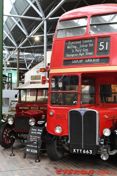 13/A  National Motor Museum, Beaulieu – England