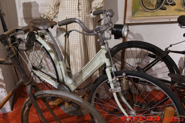 206 - Musée du vélo Brouage