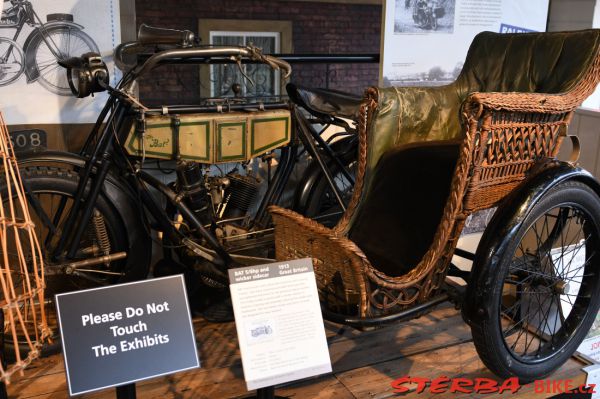 13/B National Motor Museum, Beaulieu – Anglie
